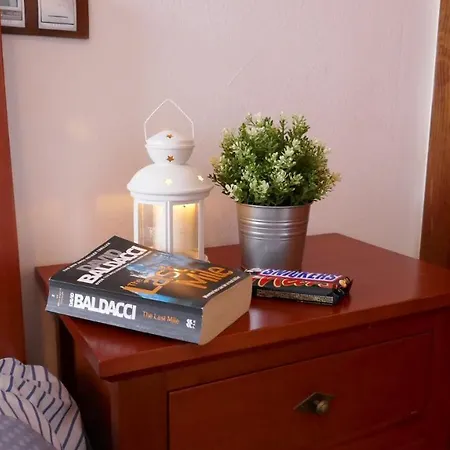 Sea Views And The City On Your Doorstep Апартаменты *
